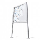 Stulpai lauko užrakinamai vitrinai ir lauko užrakinama vitrina su papildomu gyliu - tvirtinimo plokštė.