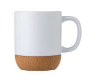 Reklaminė atributika su logotipu (Ceramic mug 420 ml with cork detail)
