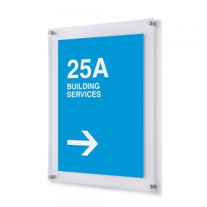 Prie sienos montuojamas sumuštinių skydas A3 - 25 mm