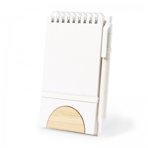Reklaminė atributika su logotipu (Notebook approx. B7 made from recycled milk cartons, ball pen, phone stand)
