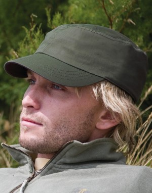 Kareiviško stiliaus lengva miesto kepurė 
