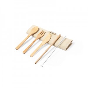 Bambuko stalo įrankiai ir daugkartiniai geriamieji šiaudeliai su skaistinamais skaistalais

