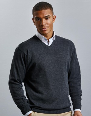 V-Neck Knitted Pullover. Vyriškas megztinis