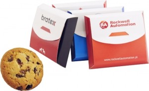 Reklaminiai sausainiai Fitness dėžutėje su Jūsų įmonės reklama ar logotipu