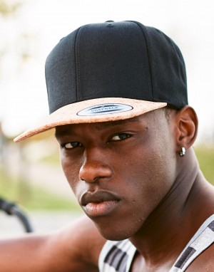 Drabužiai reklamai (Cork Snapback), Flexfit 6089CO