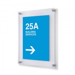 Prie sienos montuojamas sumuštinių skydas A4 - 25 mm